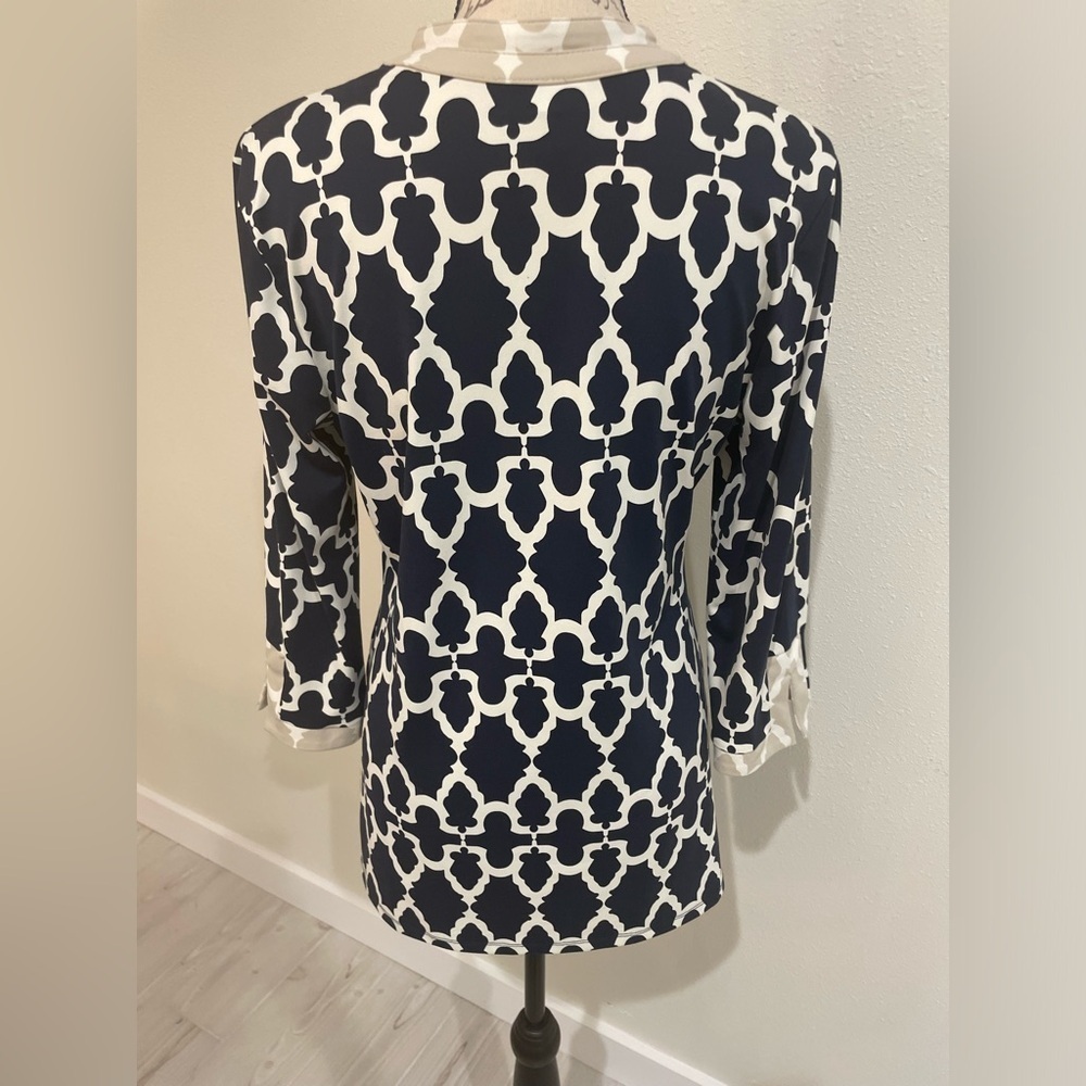 🍂 Charter Club navy 3/4 sleeve SZ medium EUC 🥰 - Picture 5 of 6